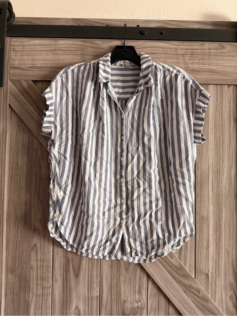 Madewell Blue & White Vertical Stripe Short-Sleeve Button-Up